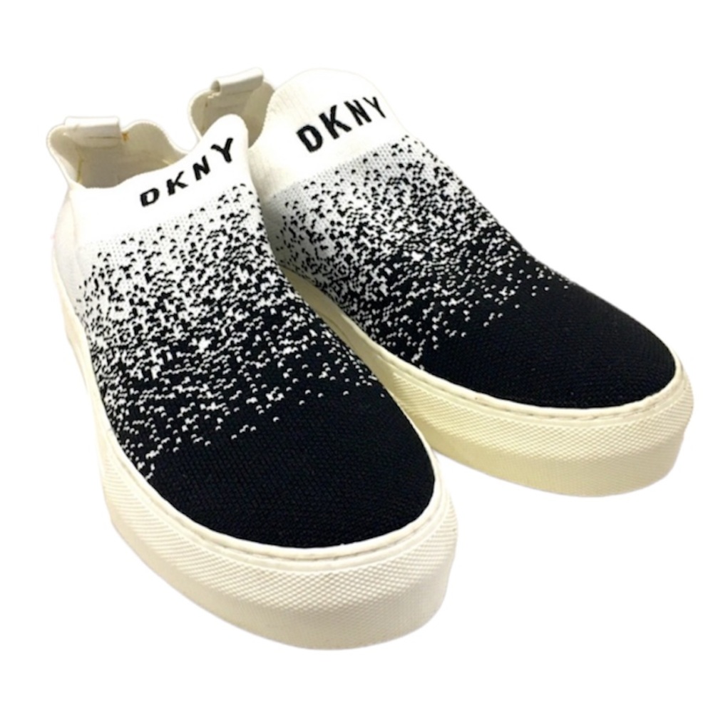 NWOT DKNY slip on sneaker size 7
